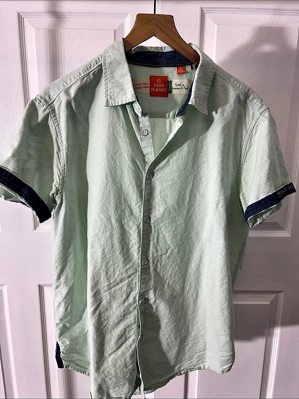 Free Planet Men's Short Sleeve Shirt Green